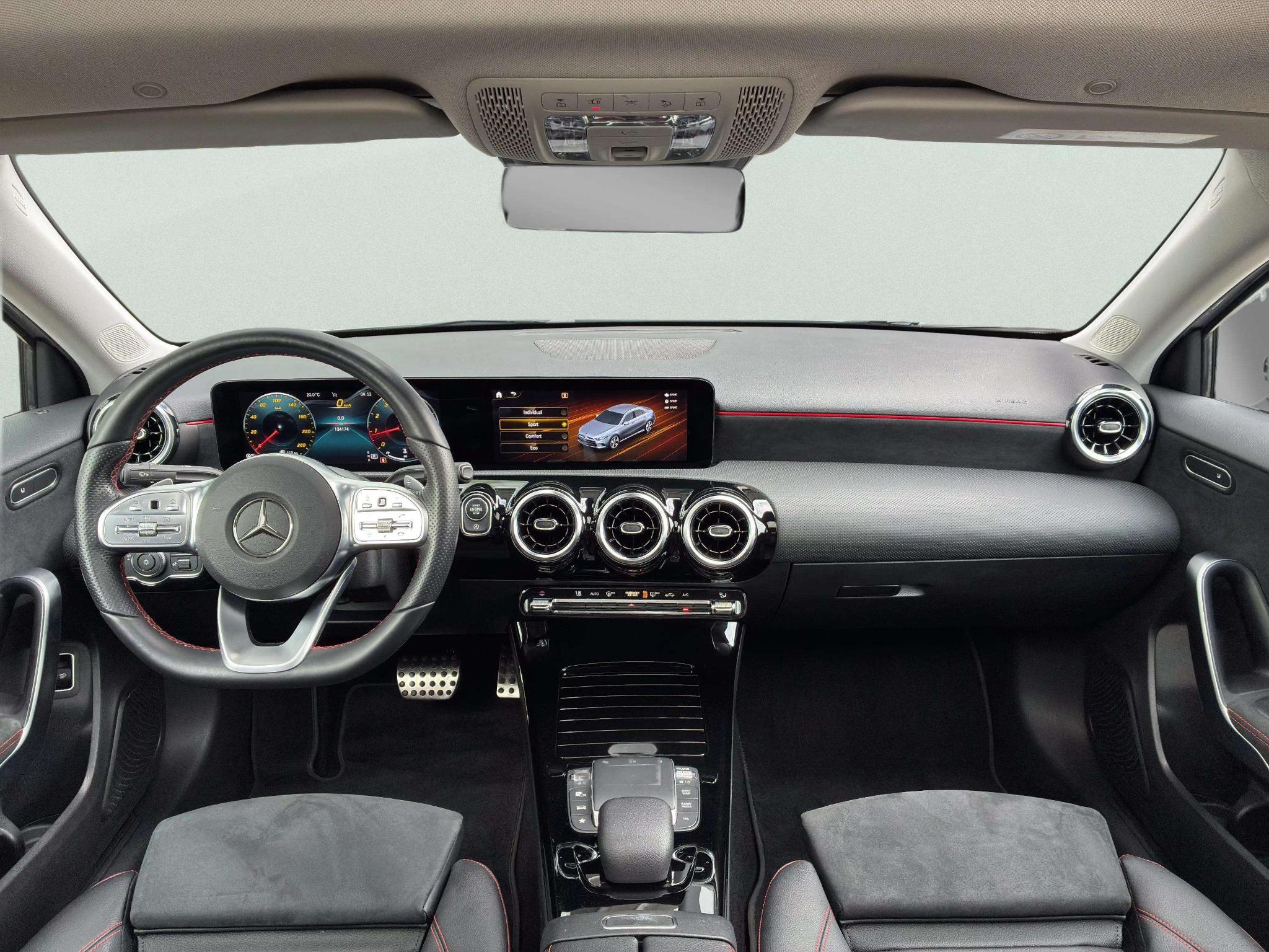 Mercedes-Benz A-Klasse Limousine 200 Business Solution AMG - Afbeelding 3