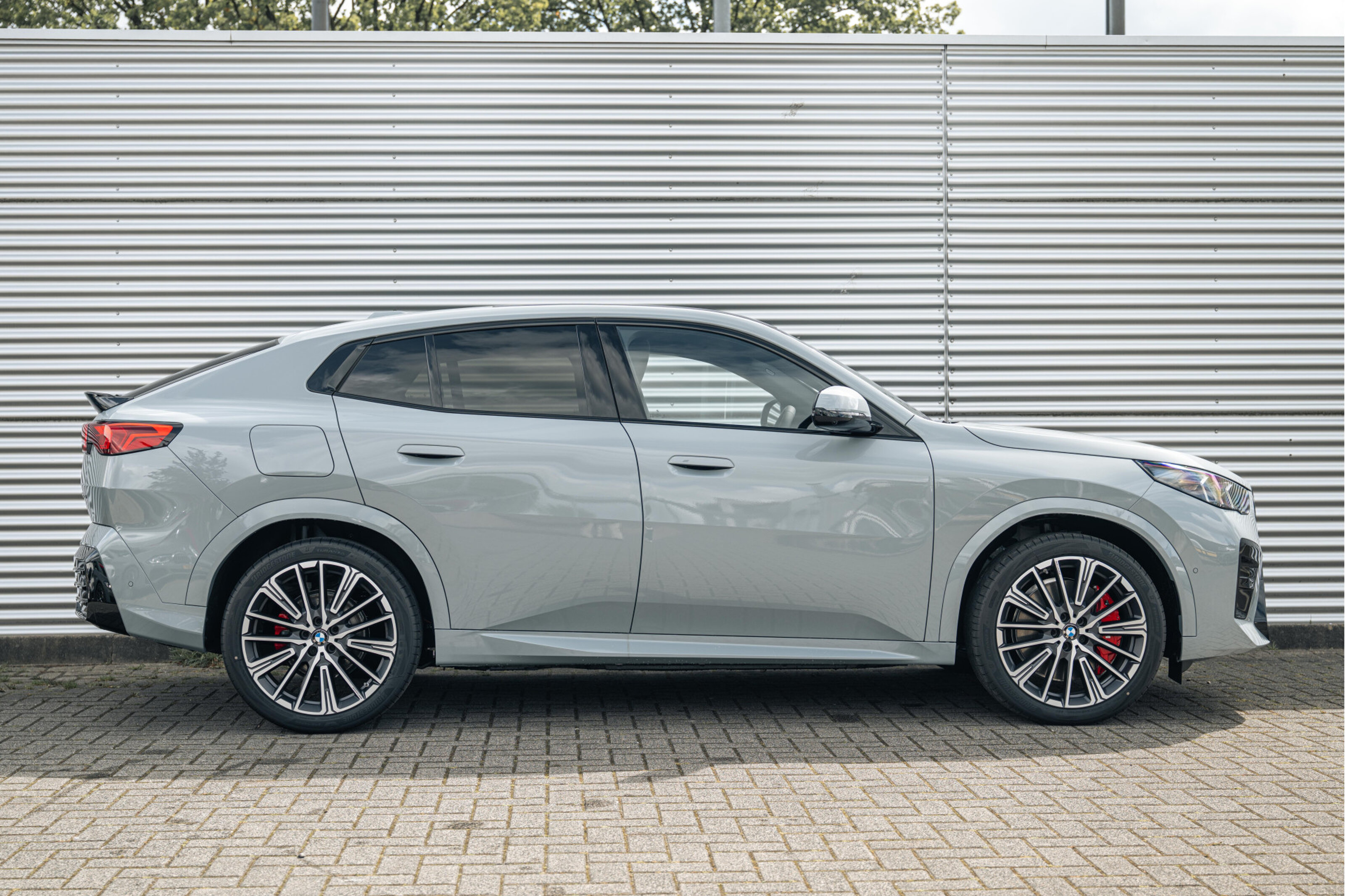 BMW iX2 eDrive20 M Sport