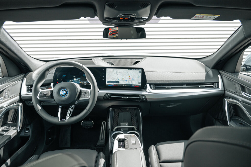 BMW iX2 5