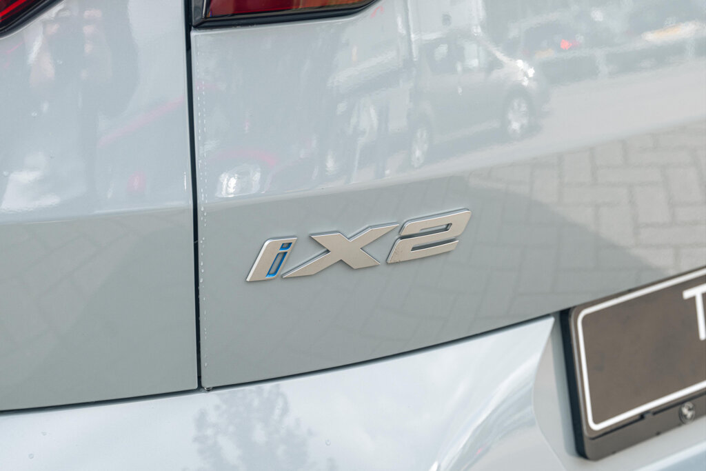 BMW iX2 15