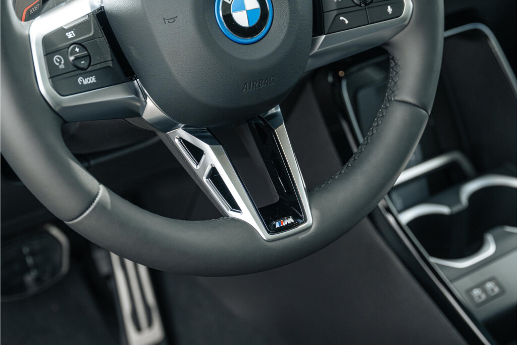 BMW iX2 20