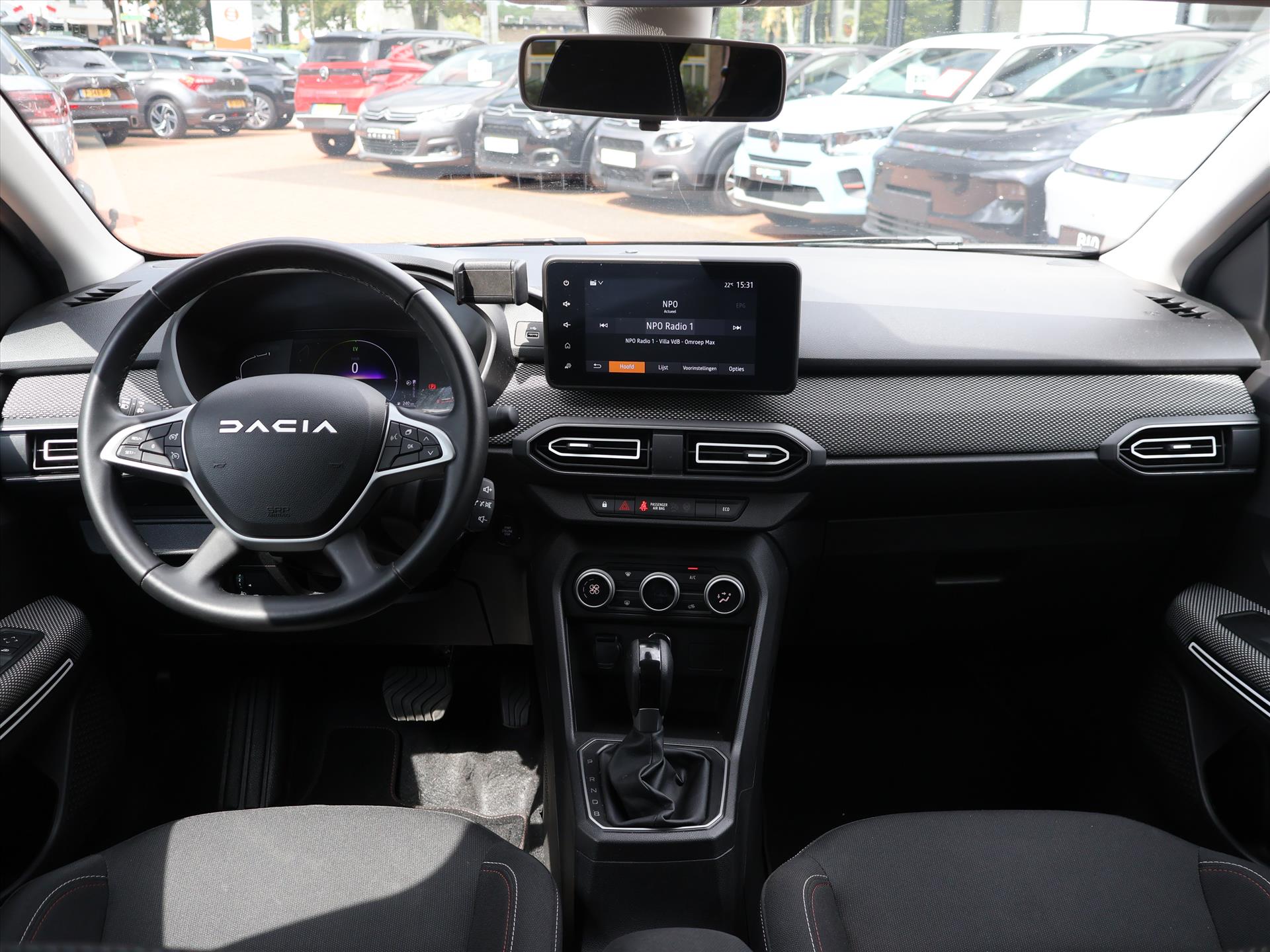 Dacia Jogger Hybrid 140PK Automaat 7pers Extreme, Rijklaarprijs | Navigatie | Trekhaak | Lichtmetalen wielen - Afbeelding 5