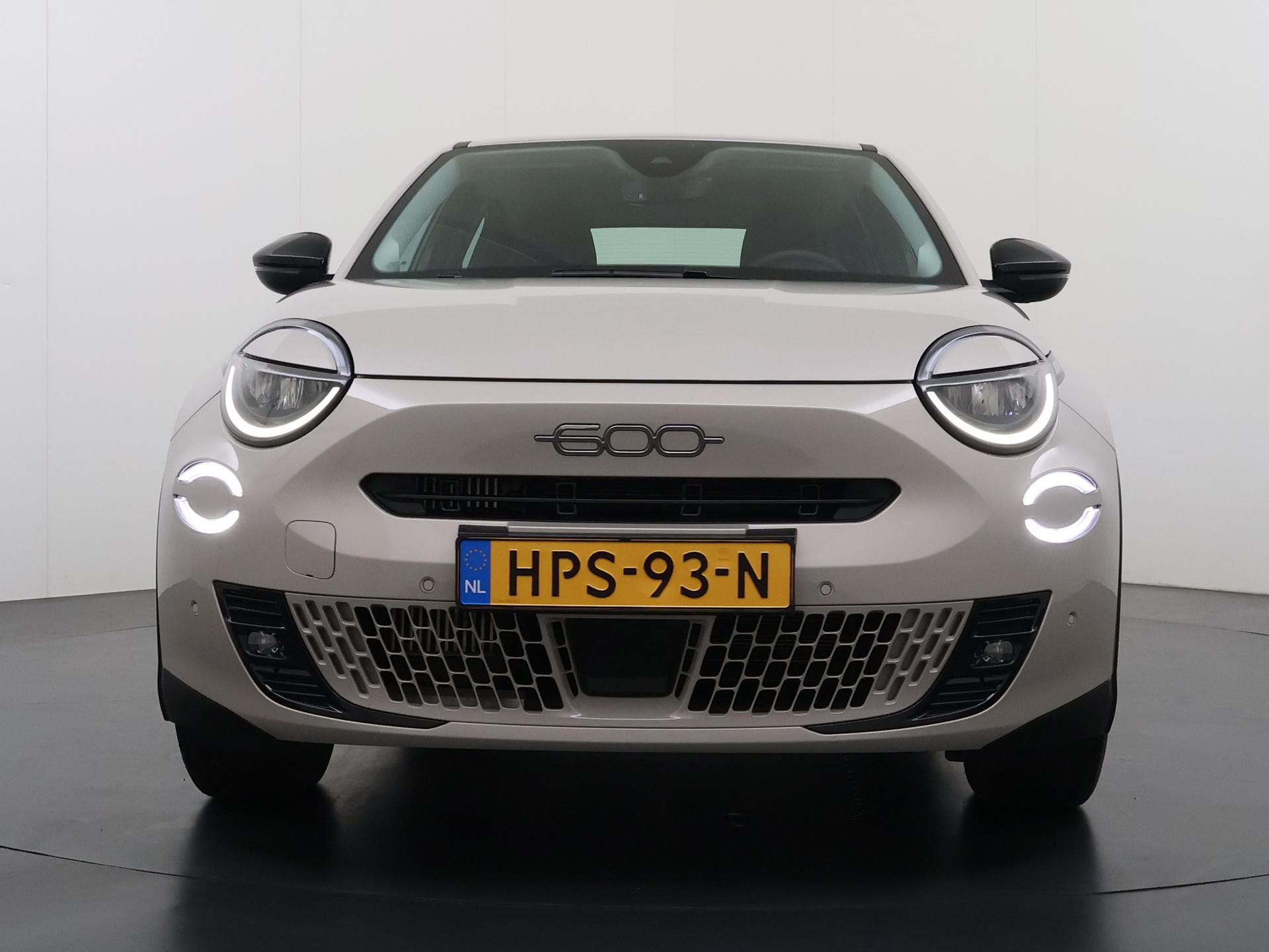 Fiat 600 Urban 110pk Hybrid Automaat - Afbeelding 3