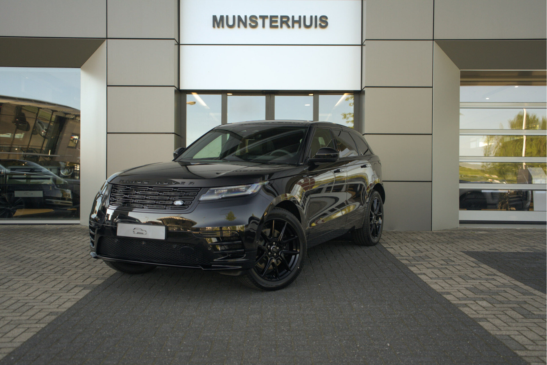 Land Rover Range Rover Velar 2.0 P400e AWD Belgravia Edition PHEV