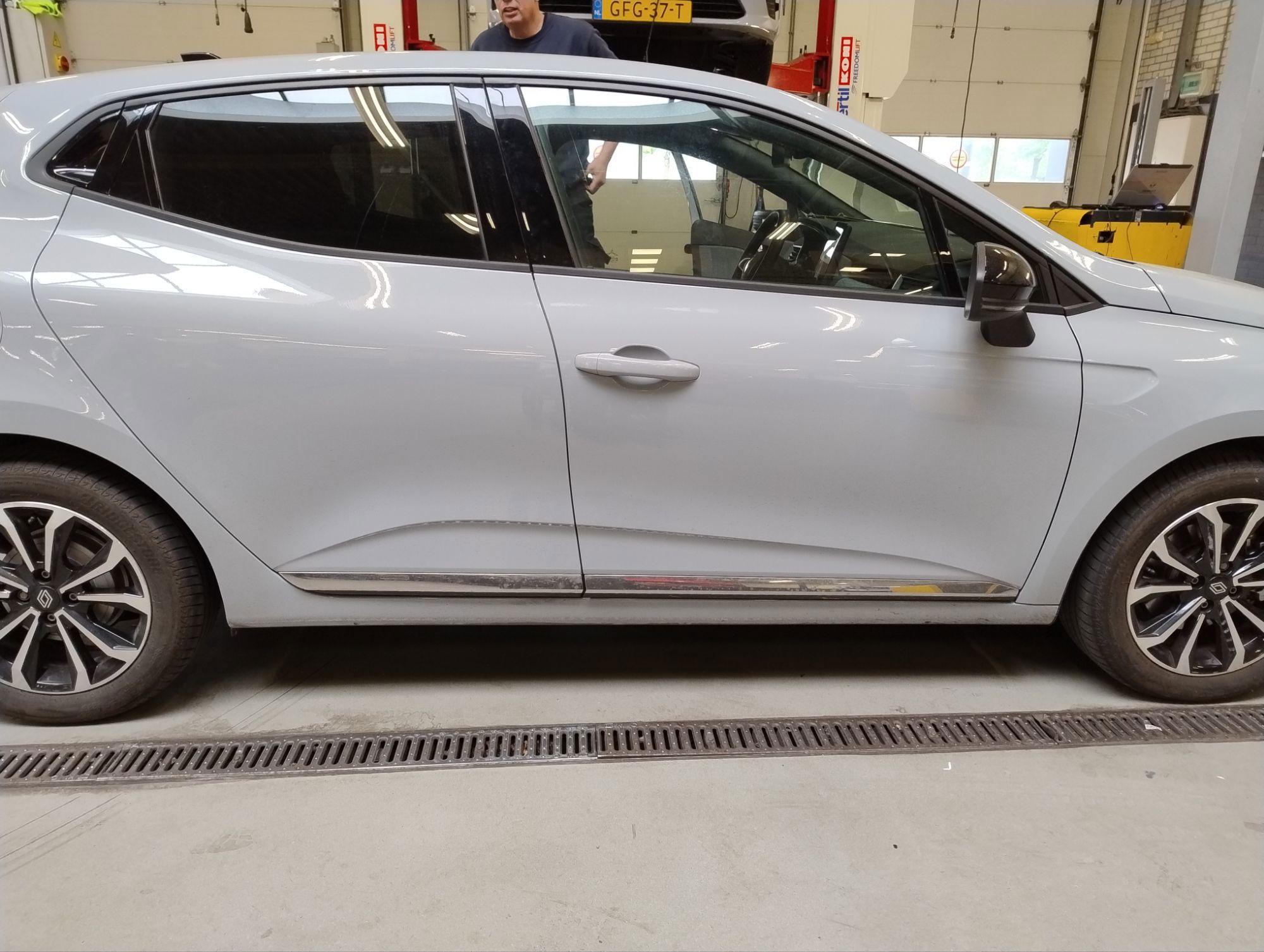 Renault Clio E-Tech full hybrid 145 techno - Afbeelding 4