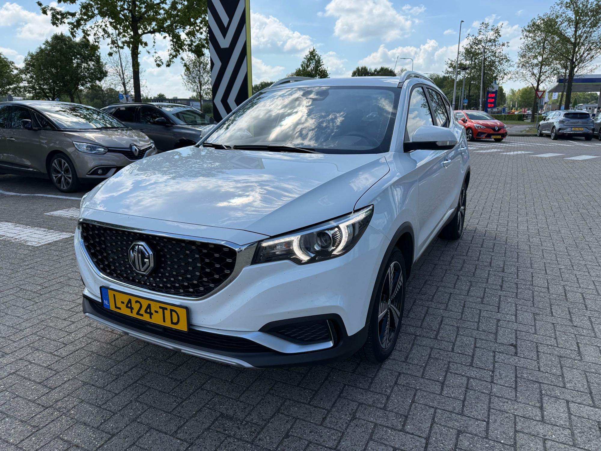 MG ZS EV MG Luxury 45 kWh - Afbeelding 2