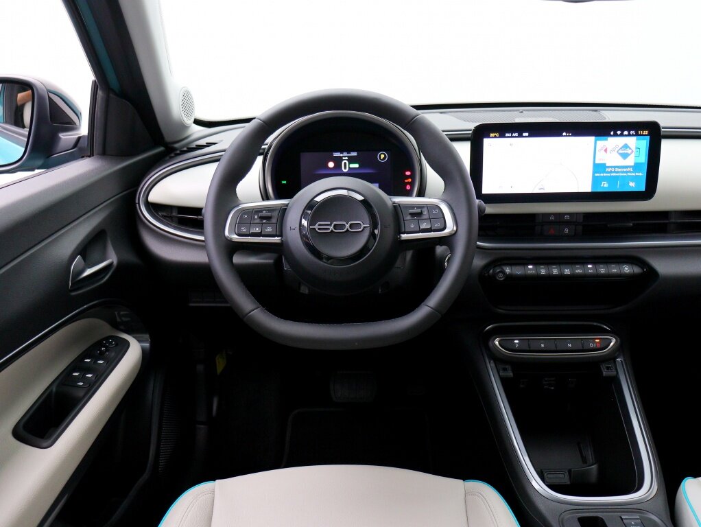 Fiat 600e La Prima 54 kWh | Private lease 519pm | Leder interieur - Afbeelding 3
