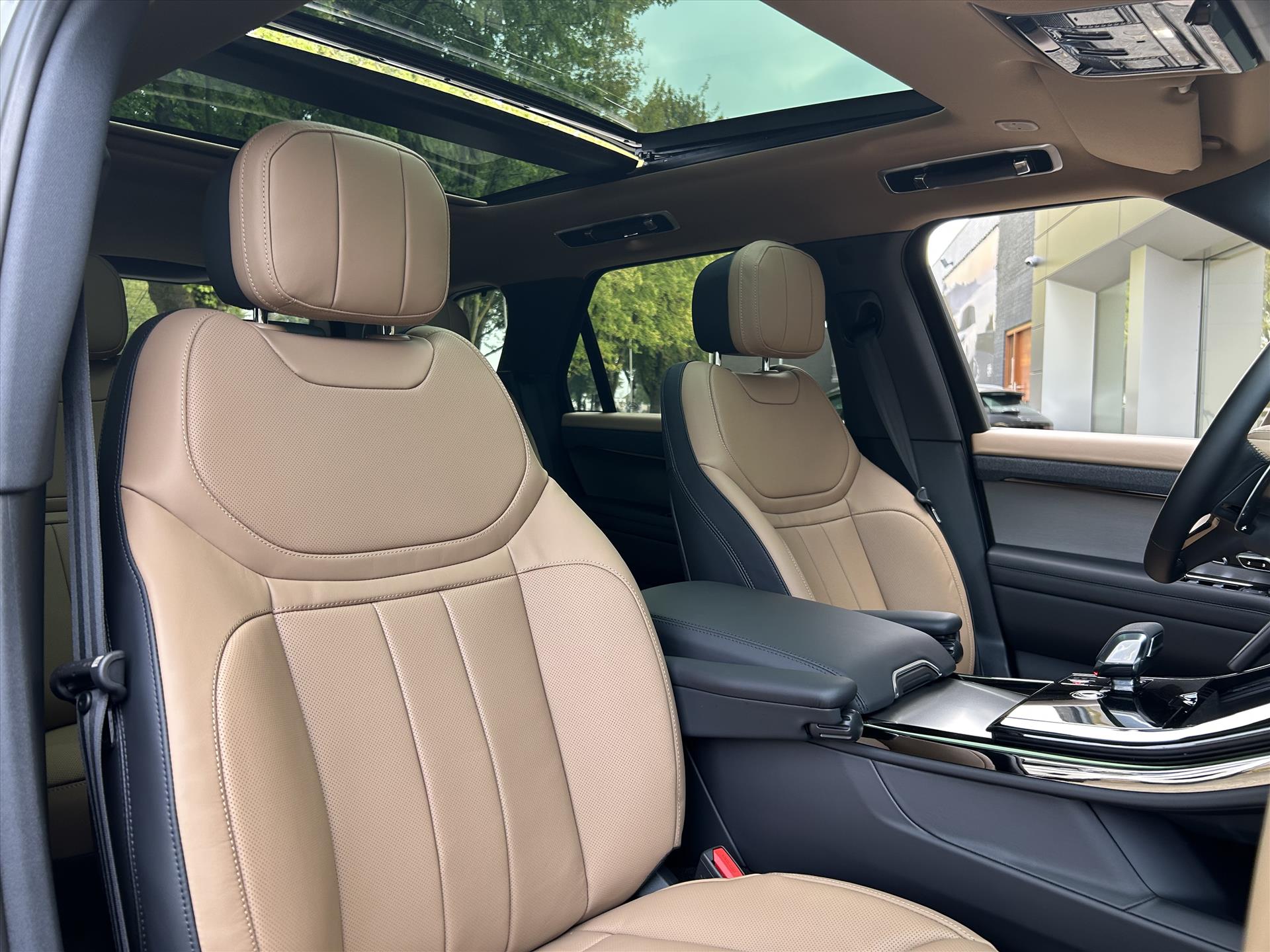 Land Rover Range Rover Sport P460e PHEV AWD Dynamic Edition - Afbeelding 4