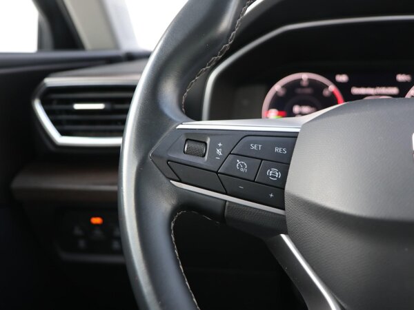 cruise control adaptief en stuurhulp cruise control adaptief en stuurhulp