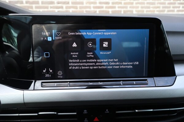 Apple Carplay/Android Auto