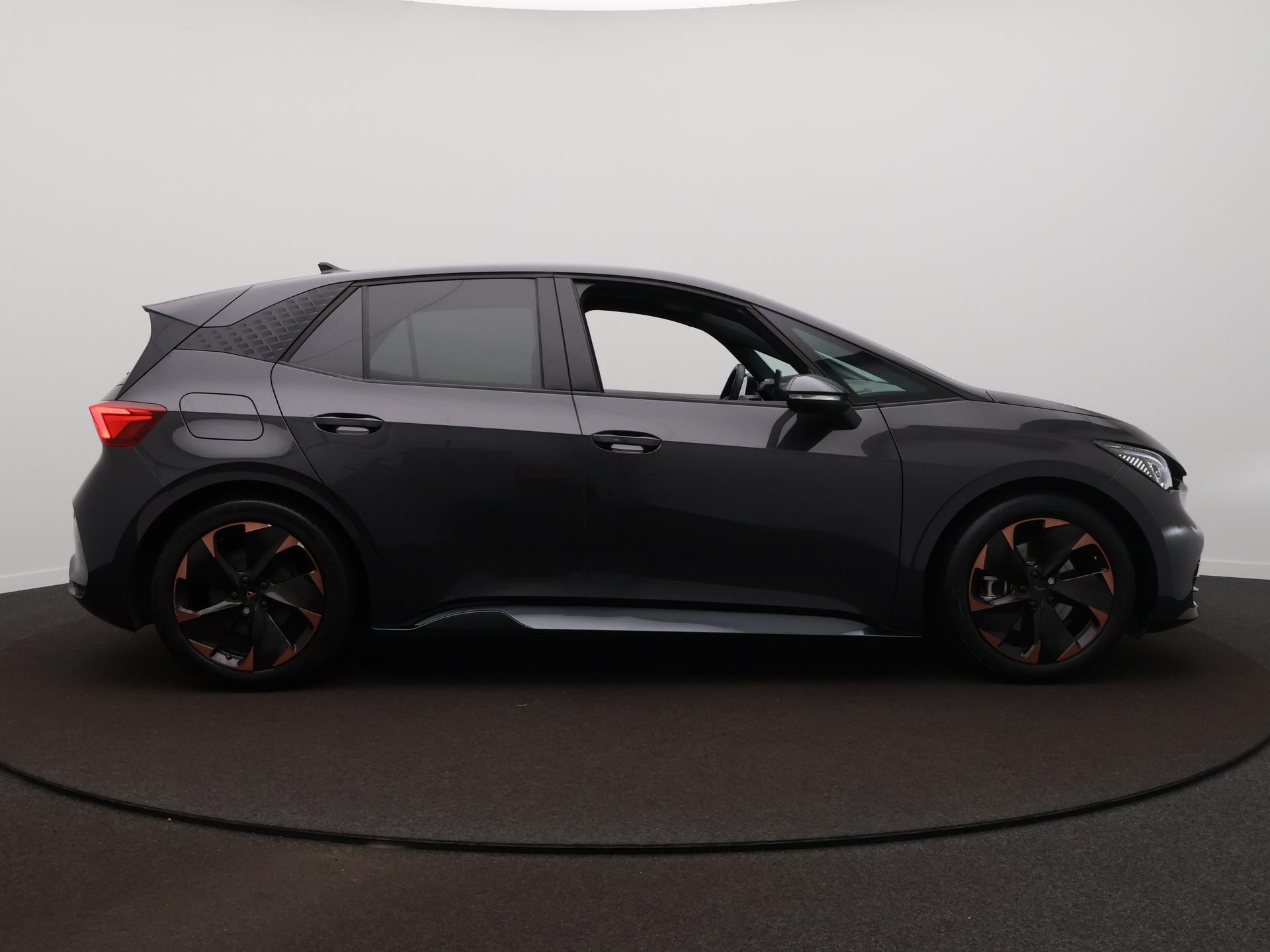 CUPRA Born Adrenaline - Afbeelding 4