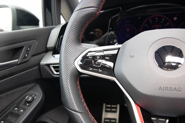 cruise control adaptief met Stop&Go en stuurhulp