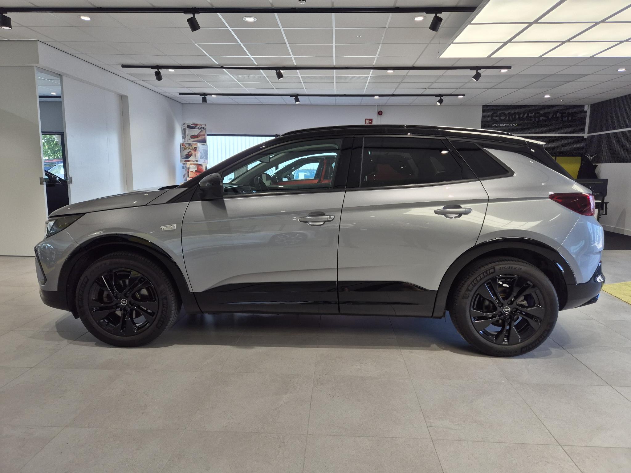 Opel Grandland SUV GS Line 130 pk Automaat - Afbeelding 2