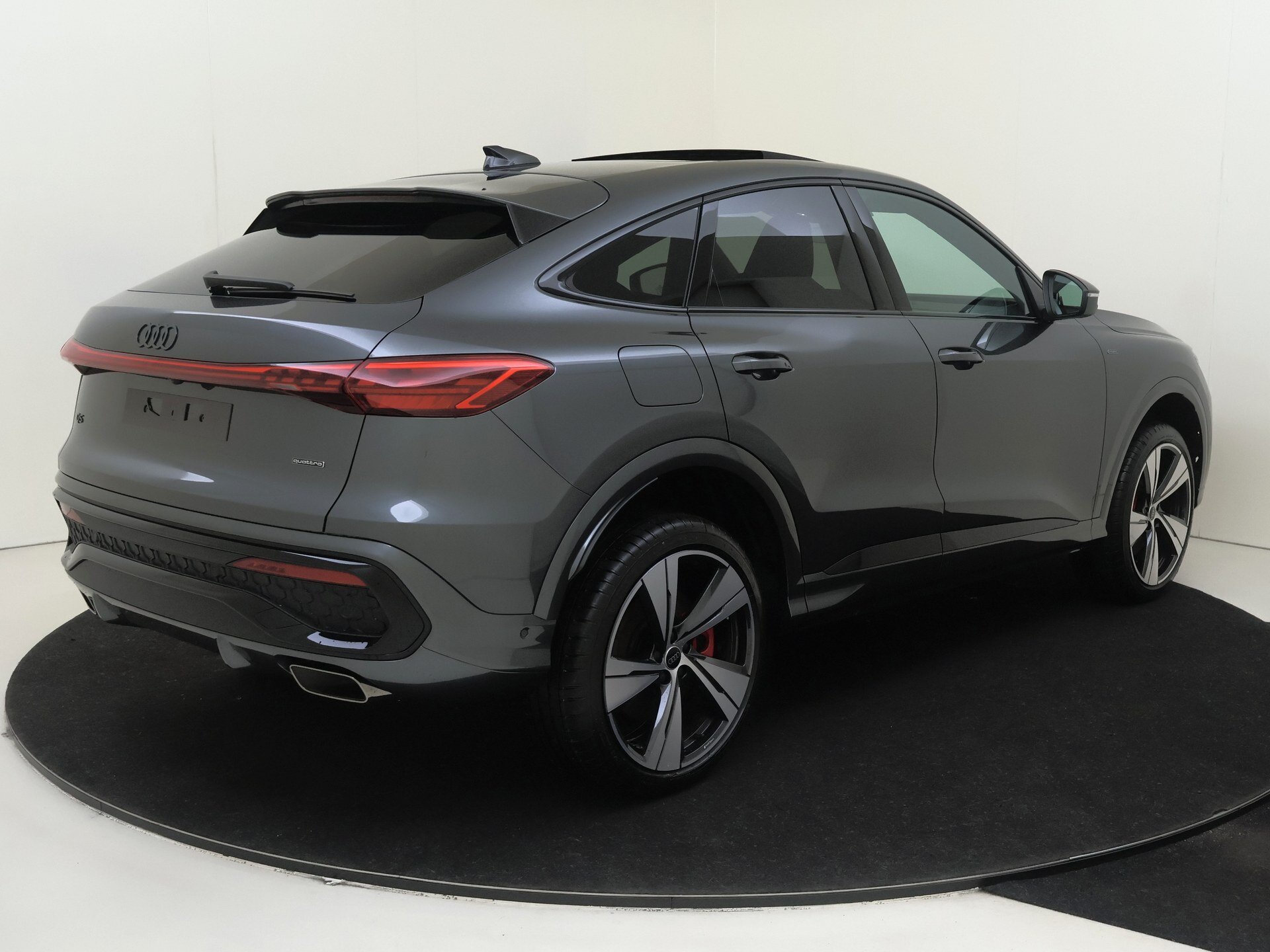 Audi Q5 Sportback e-hybrid quattro S tronic 367pk - Afbeelding 2