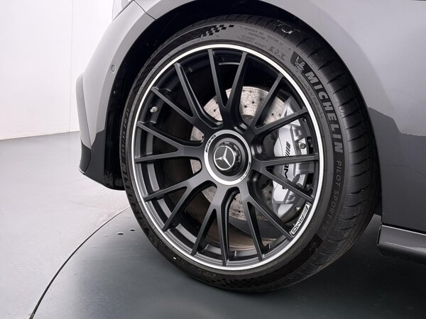 21" vijf-dubbelspaaks gesmede AMG-velgen 21" vijf-dubbelspaaks gesmede AMG-velgen