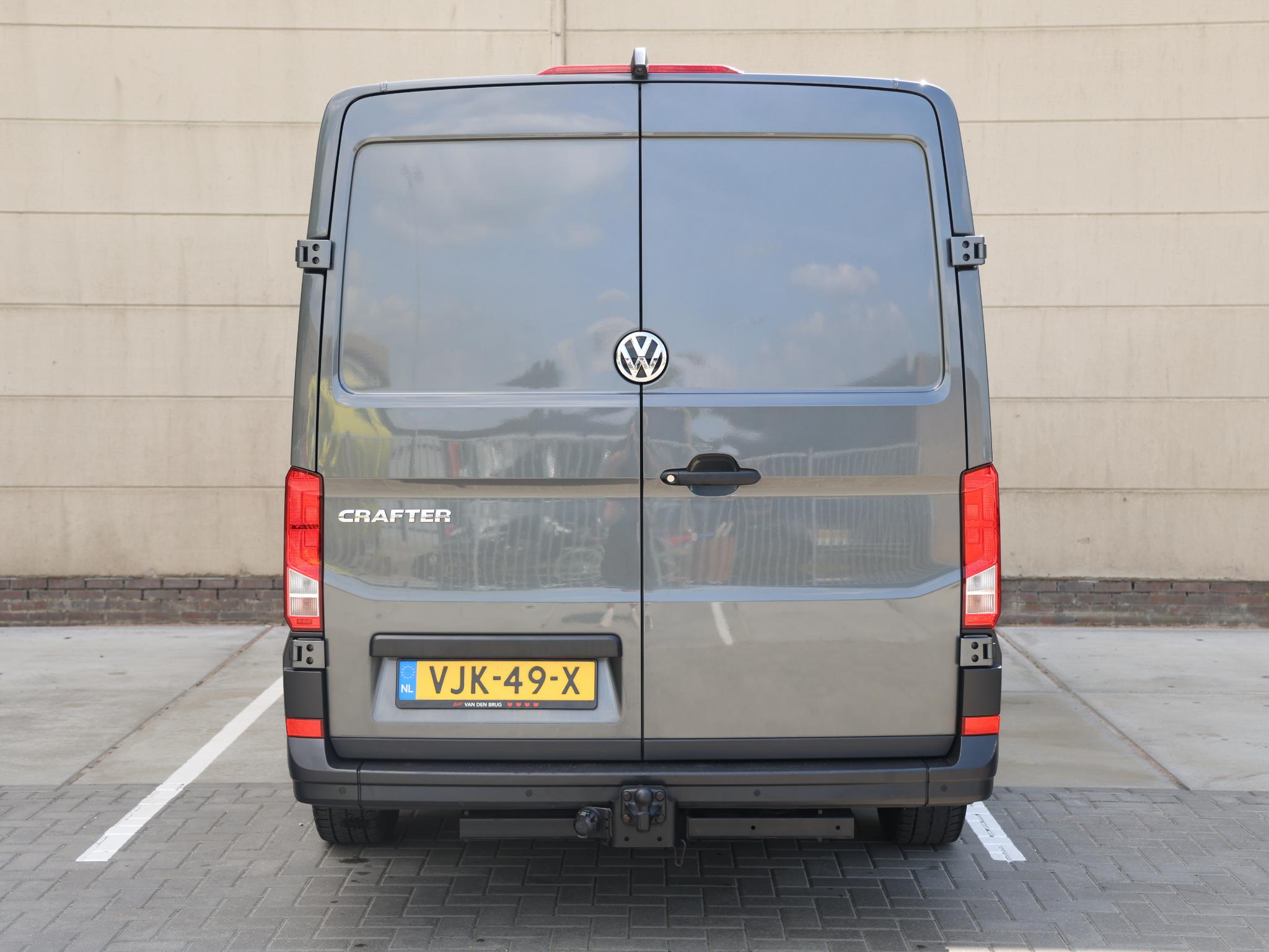 Volkswagen Crafter 30 2.0 TDI 140PK L3H2 Exclusive - Afbeelding 4