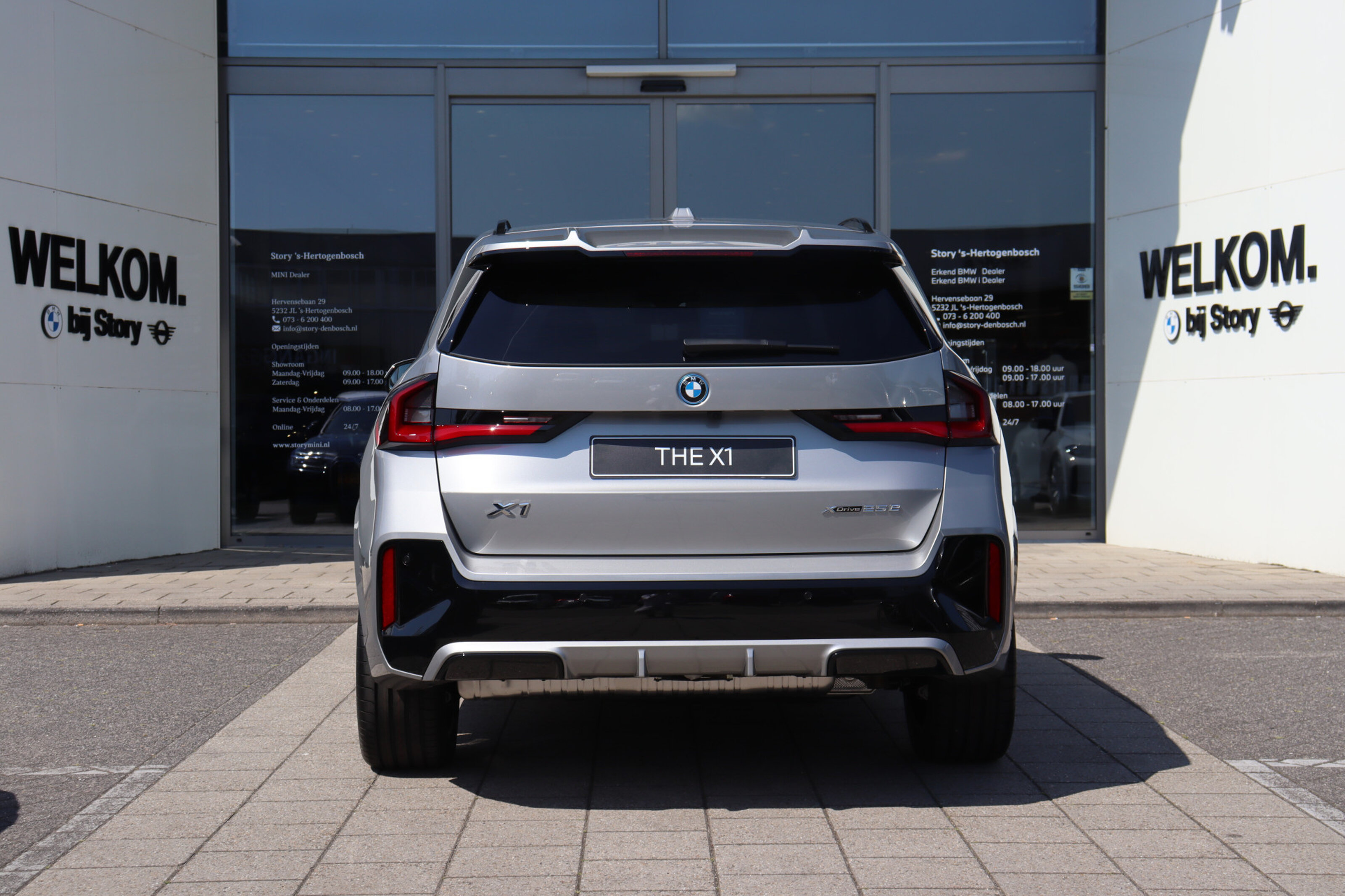 BMW X1 8