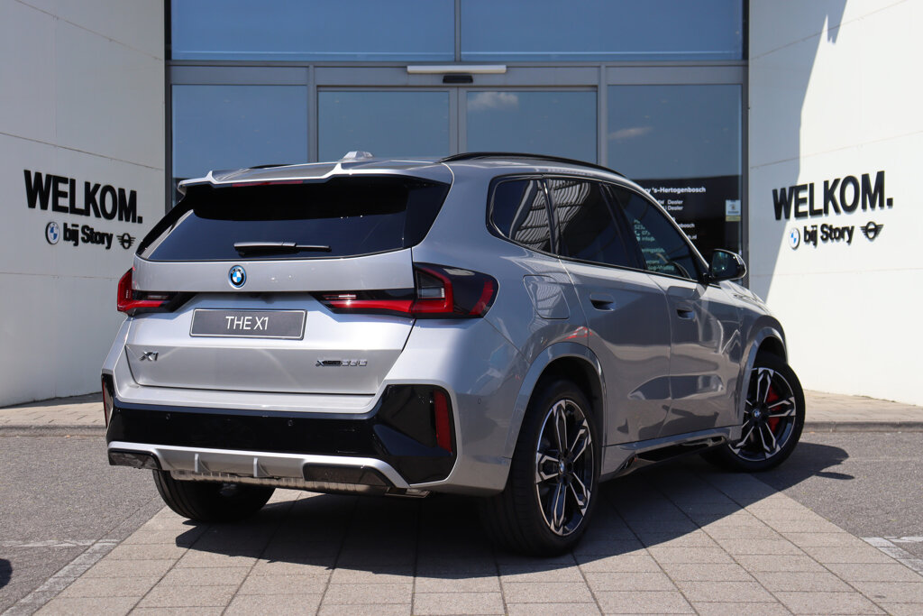 BMW X1 9