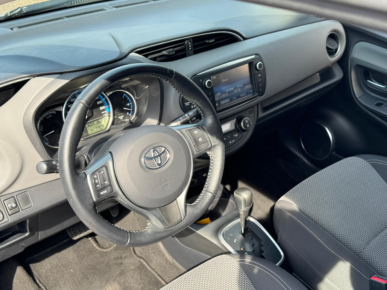 Toyota Yaris 1.5 Hybrid Trend Limited + Fietsendrager beugel - Afbeelding 4