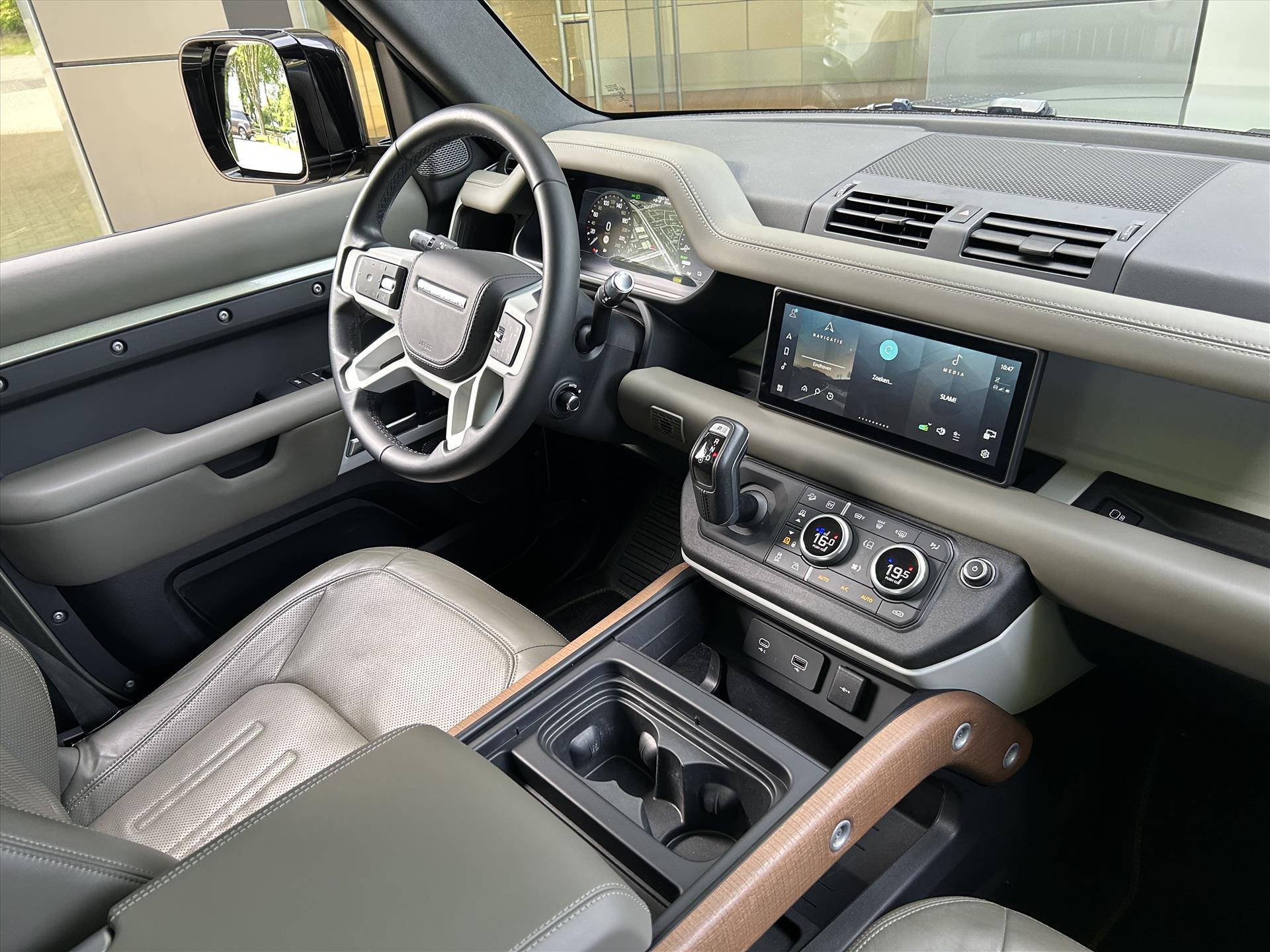 Land Rover Defender P400e PHEV HSE - Afbeelding 5