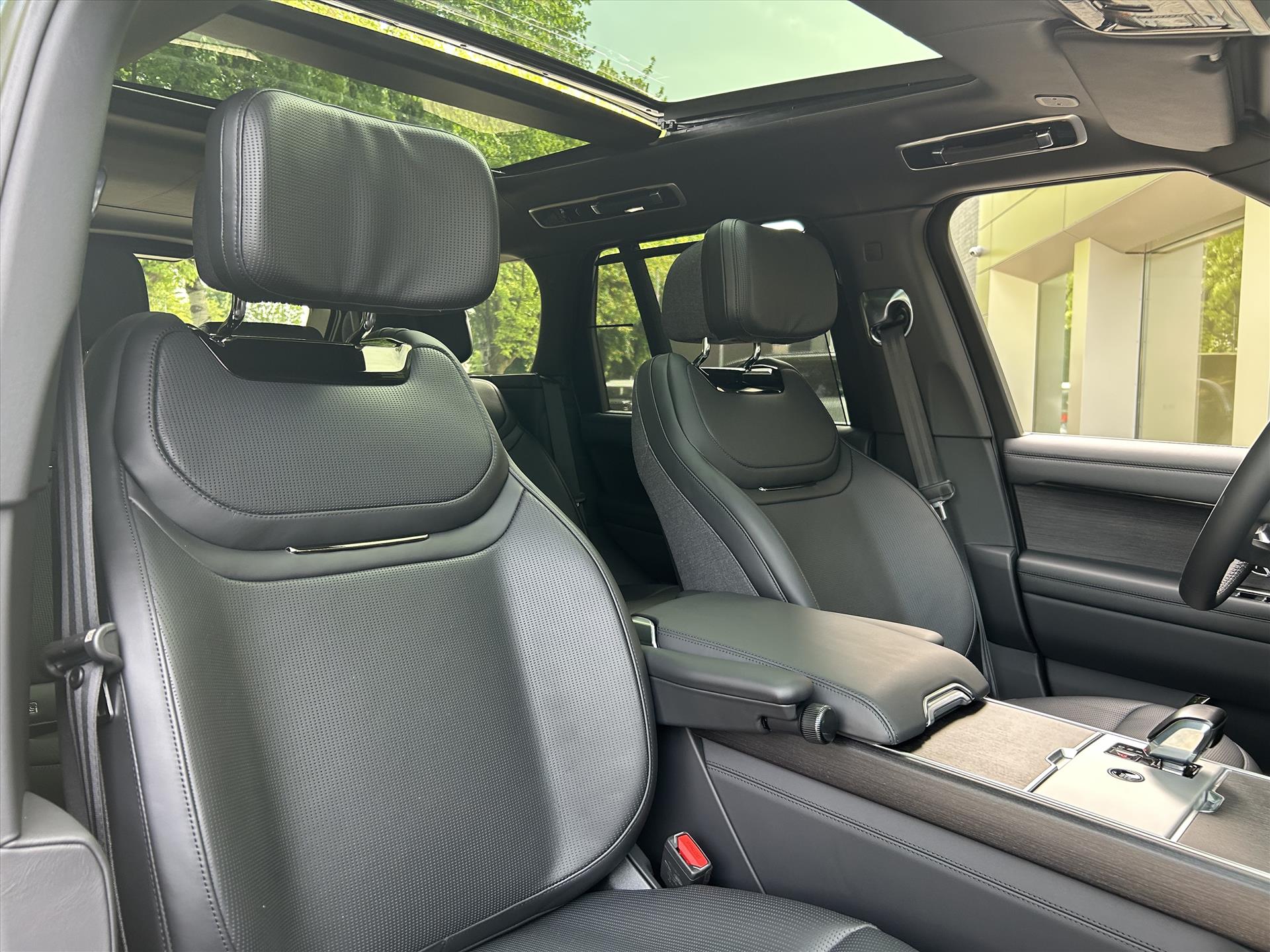 Land Rover Range Rover P550e PHEV AWD SV - British Racing Green - Afbeelding 4