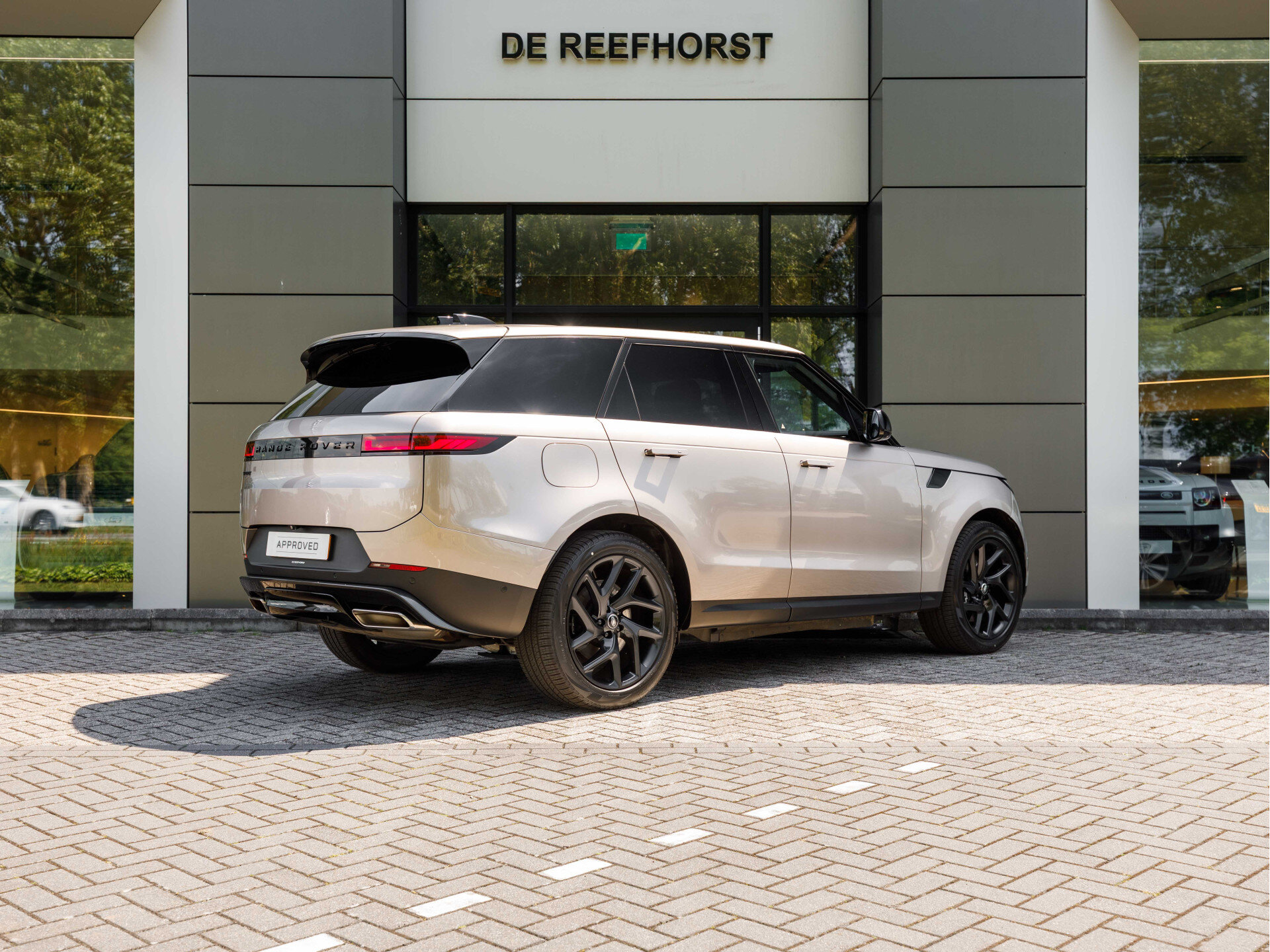 Land Rover Range Rover Sport 3.0 P440e SE - Afbeelding 2