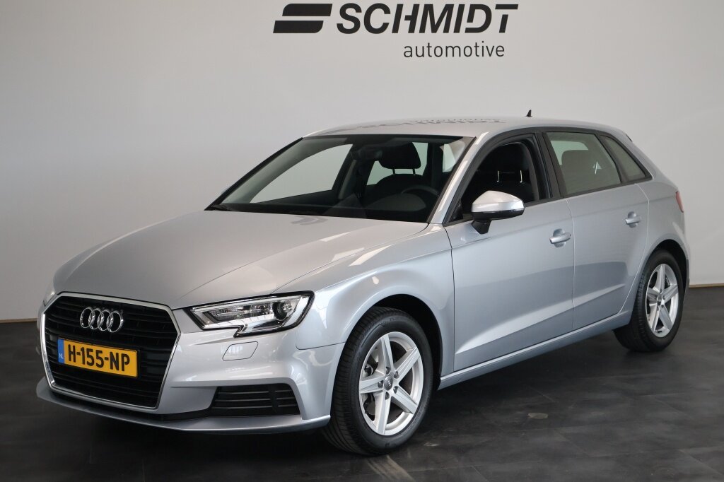 Audi A3 Sportback 35 TFSI Pro Line | 30.000km! | BiXenon | Navigatie | Trekhaak