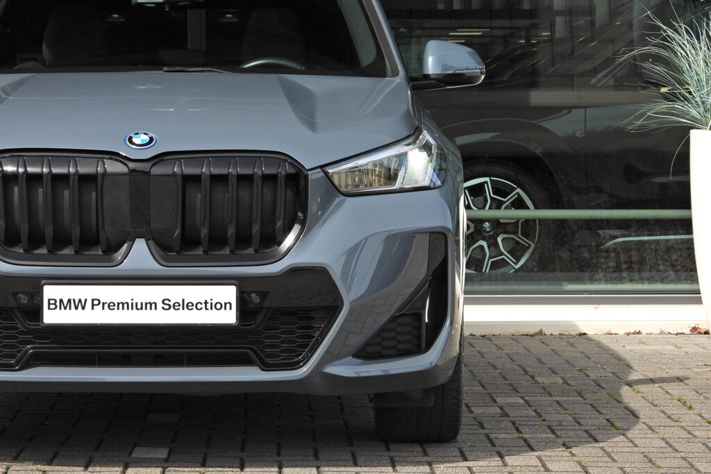 BMW X1 11