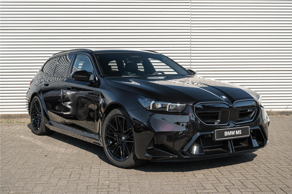 BMW M5 13