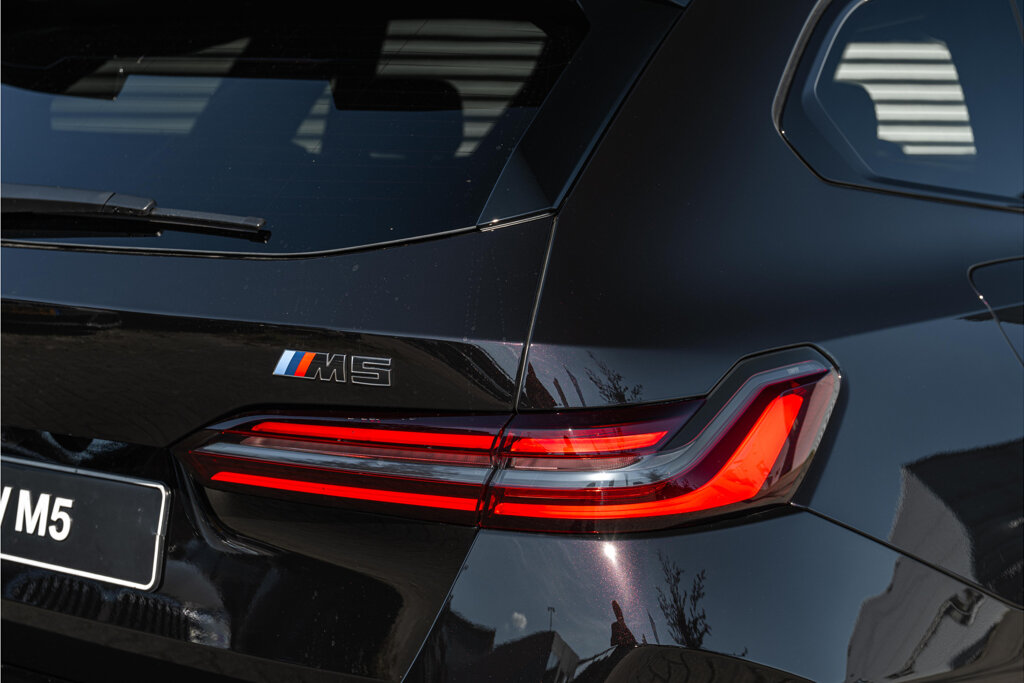 BMW M5 15