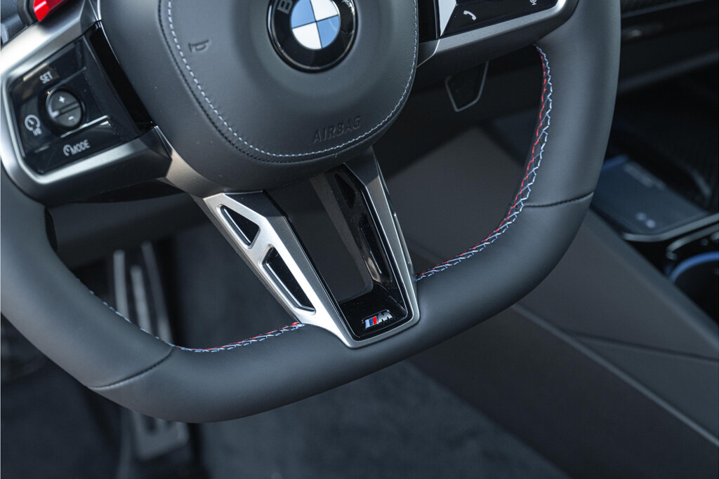 BMW M5 22