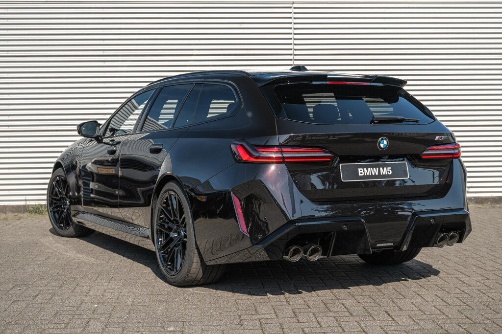 BMW M5 33