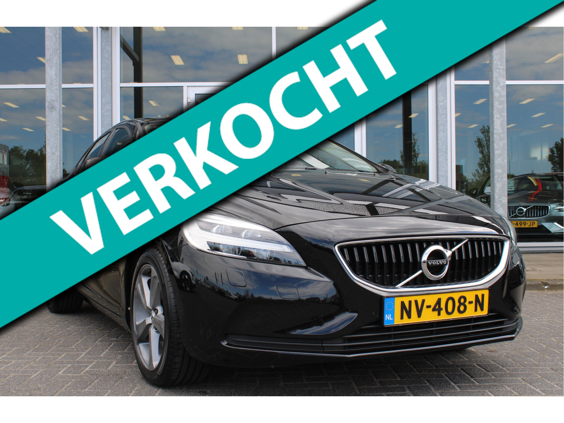 Volvo V40 T3 153PK Nordic+ - Afbeelding 1