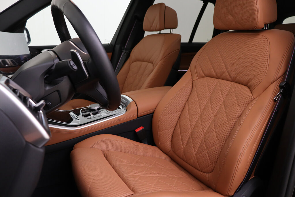 BMW X5 8
