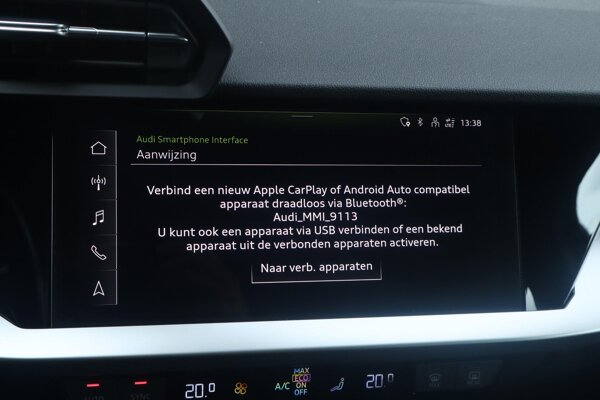 Apple Carplay/Android Auto Apple Carplay/Android Auto