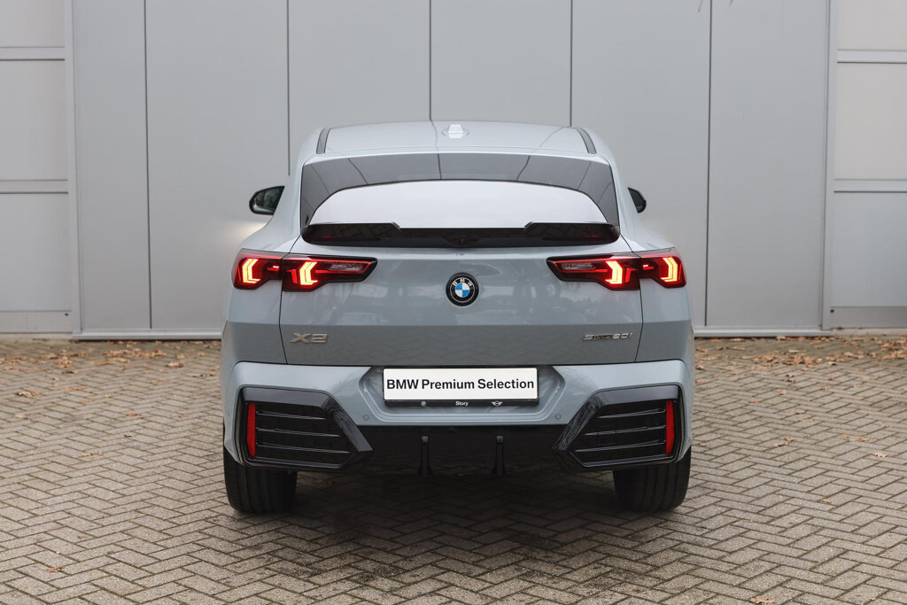 BMW X2 6