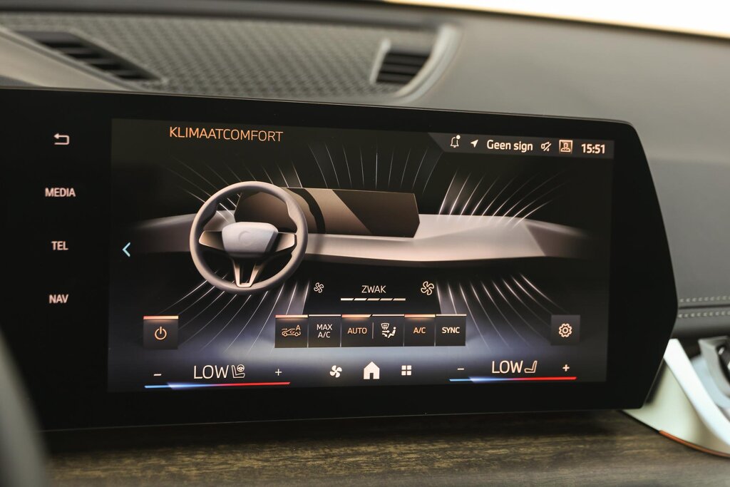 BMW X1 25