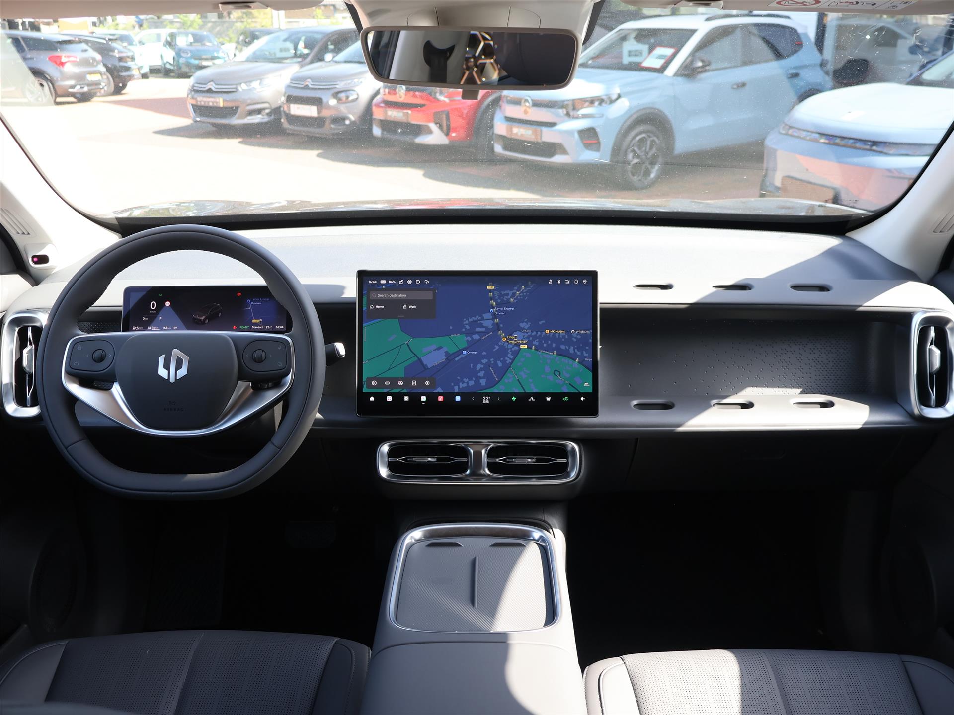Leapmotor B10 Hybrid EV 18,8 kWh 218PK Automaat Design NIEUW, Rijklaarprijs | Stoelventilatie | Stoelverwarming | Panoramadak | Navigatie - Afbeelding 5