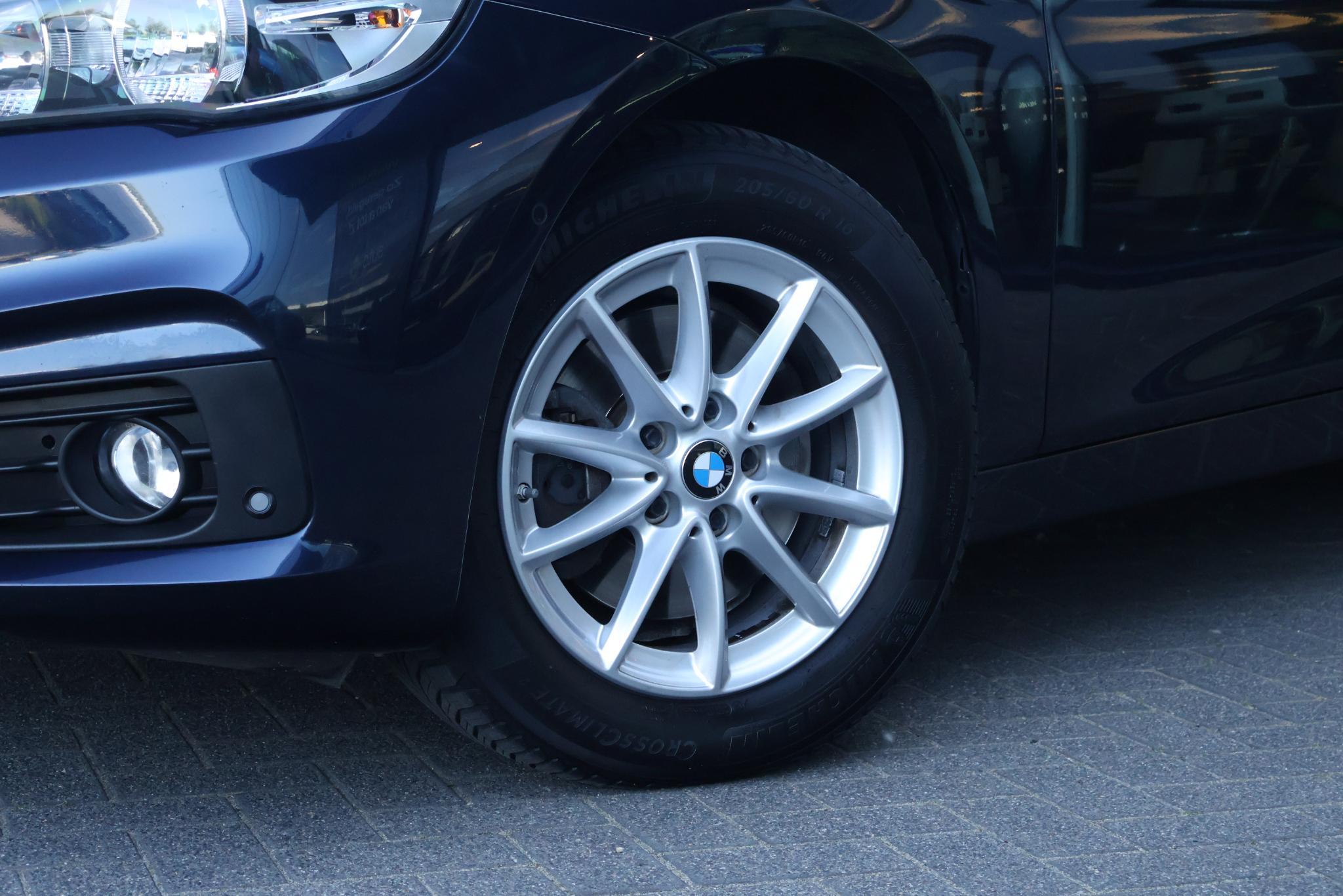 BMW 2 Serie Active Tourer 220i - Afbeelding 4