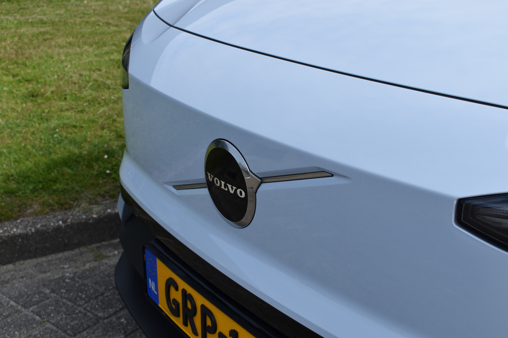 Volvo EX30 Extended Range 272PK Core 69 kWh - Afbeelding 5