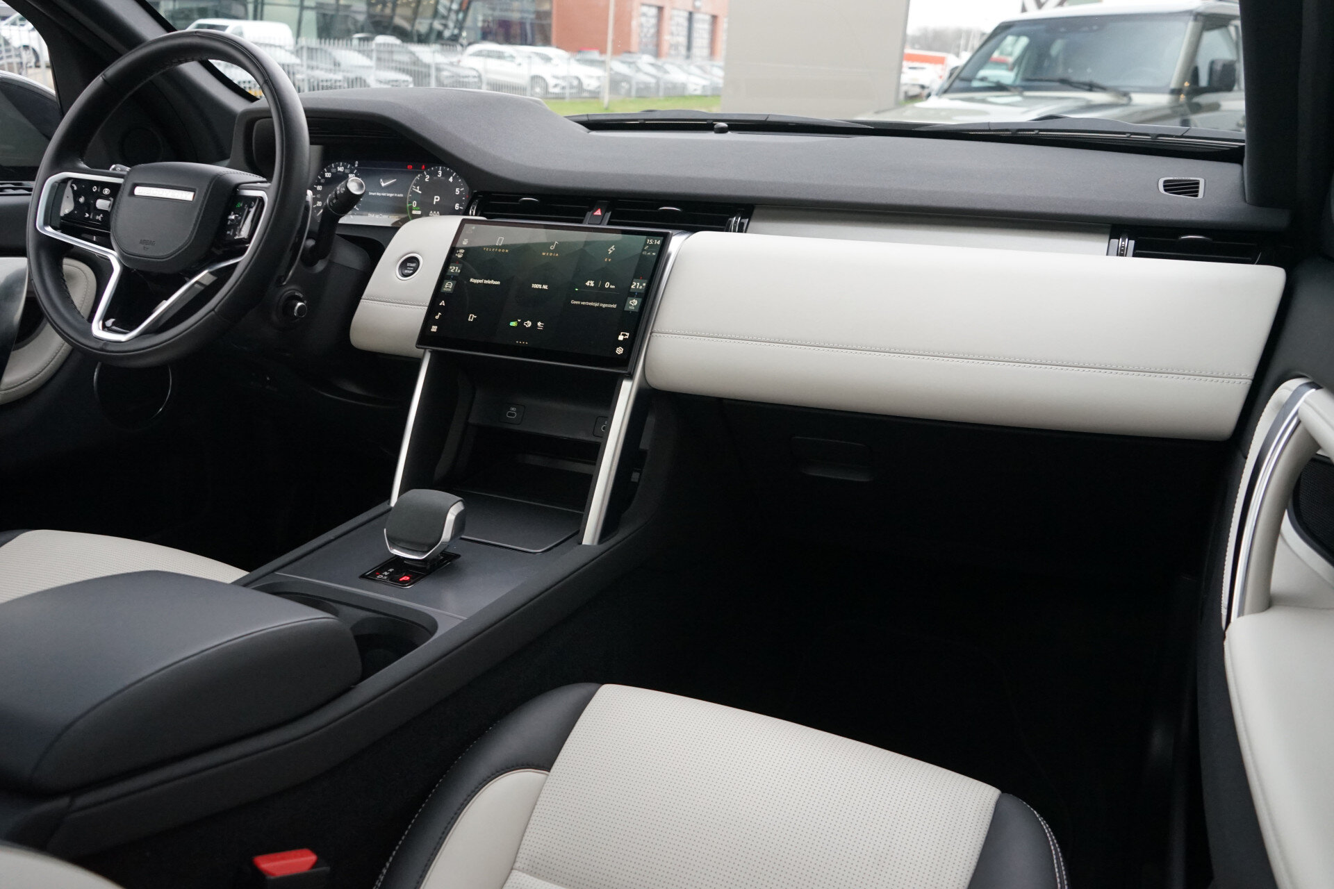 Land Rover Discovery Sport P300e PHEV Dynamic HSE - Afbeelding 3
