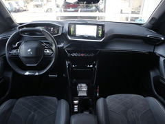 Peugeot 2008 SUV GT Pack PureTech 155pk EAT8 automaat, Rijklaarprijs, Panoramisch schuifdak FOCAL HiFi Trekhaak - Afbeelding 5