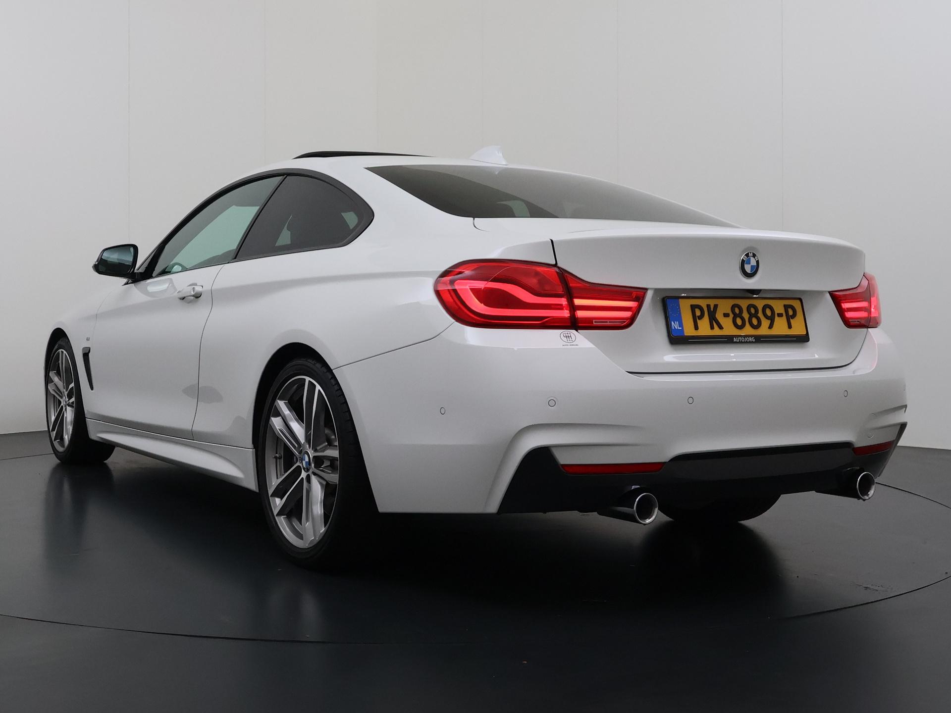 BMW 4-serie Coupé 420i High Executive - Afbeelding 2