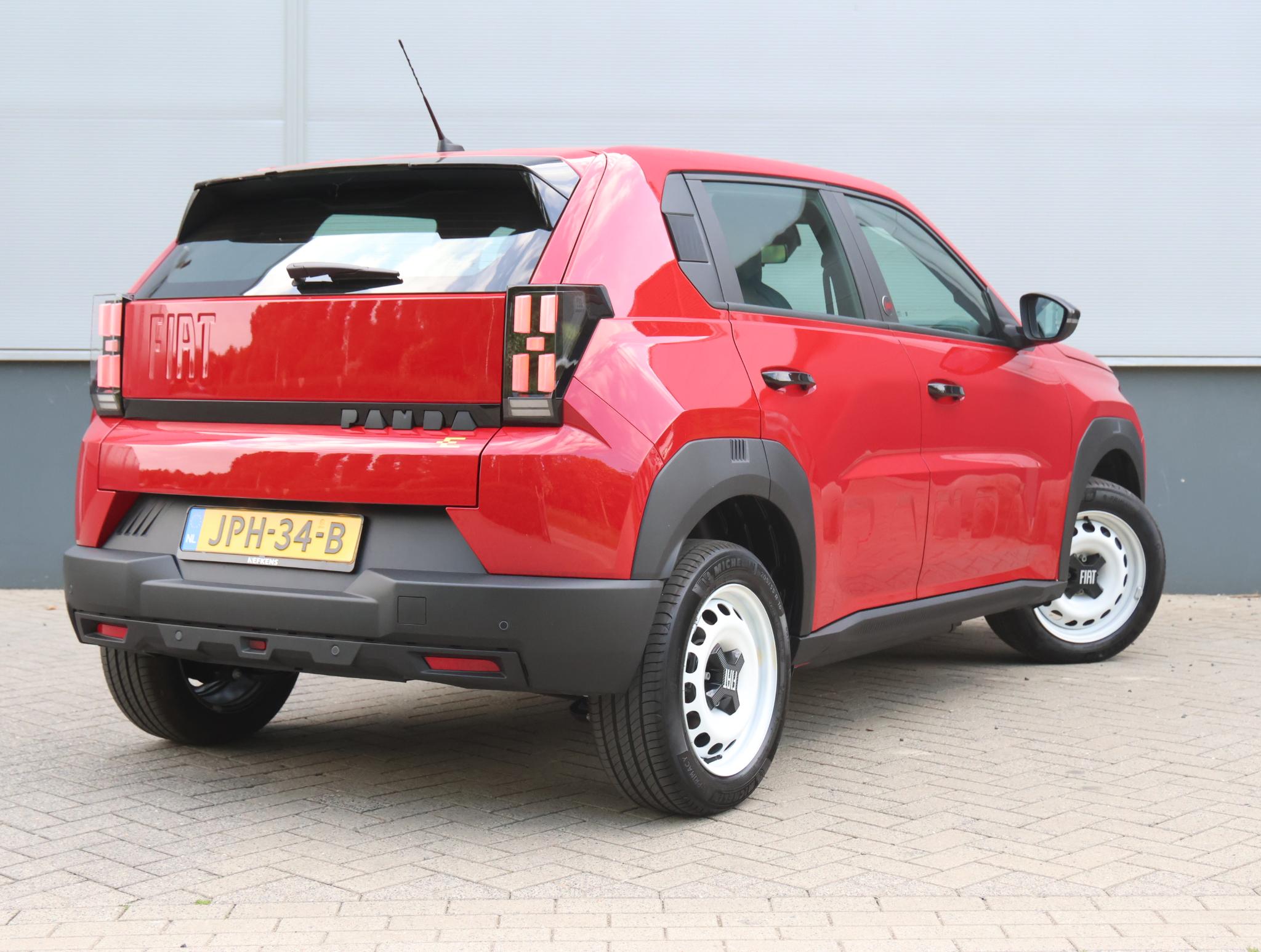 Fiat Grande Panda RED 44 kWh - Afbeelding 3