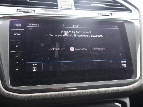 Apple CarPlay/Android Auto
