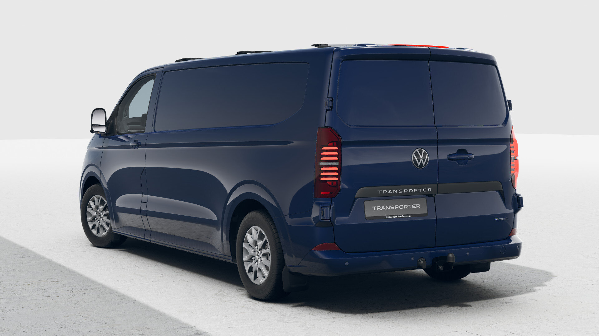 Volkswagen Transporter 2.5 eHybrid 233pk AUT L2H1 30 Style - Afbeelding 2