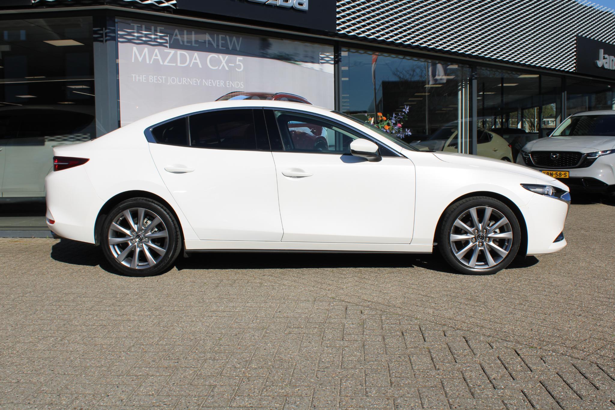 Mazda 3 Sedan 2.0 e-SkyActiv-G 150 M Hybrid Sportive - Afbeelding 5