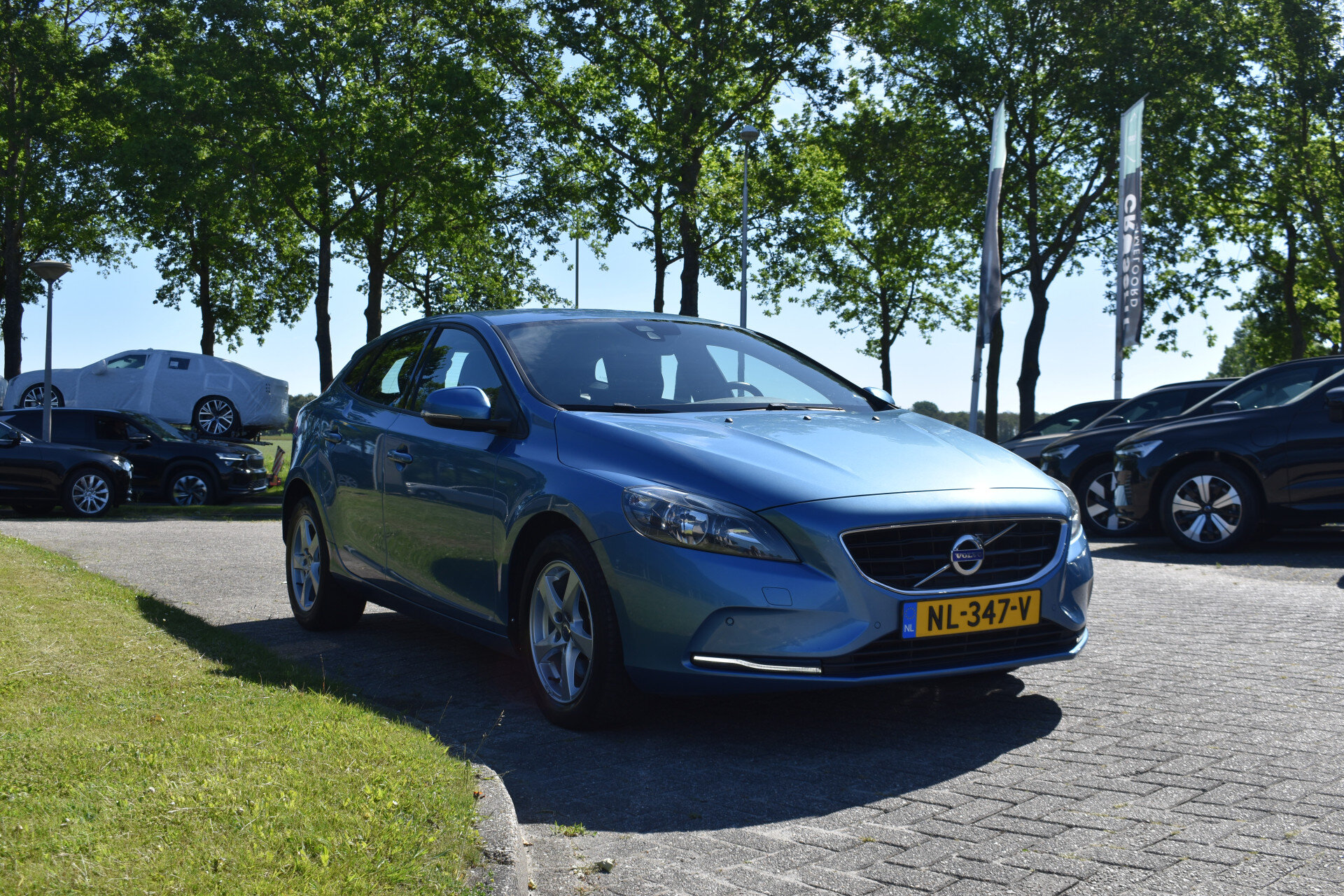 Volvo V40 2.0 T2 122PK Kinetic - Afbeelding 2