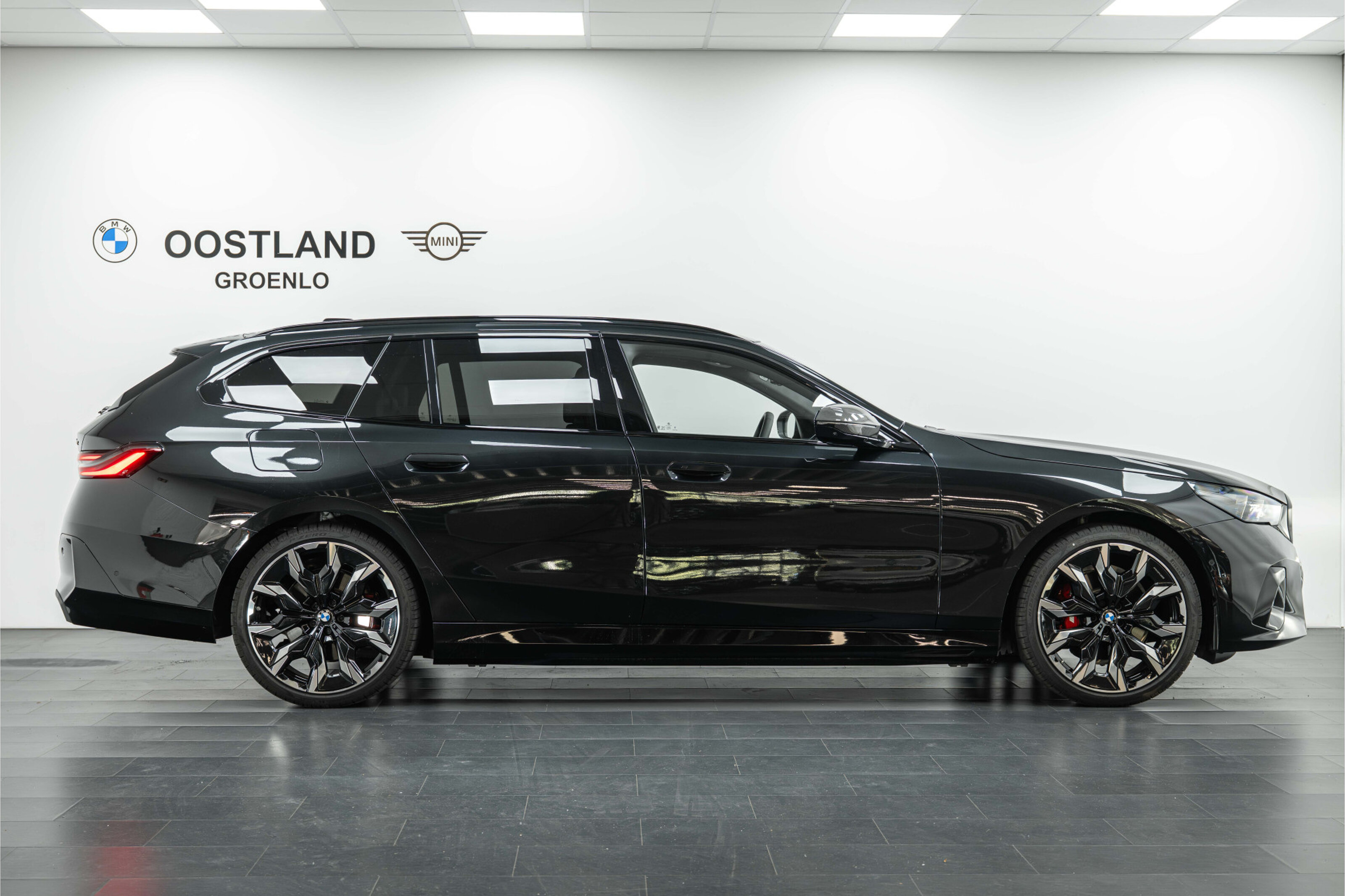 BMW 5 Serie Touring 530e M Sport Automaat