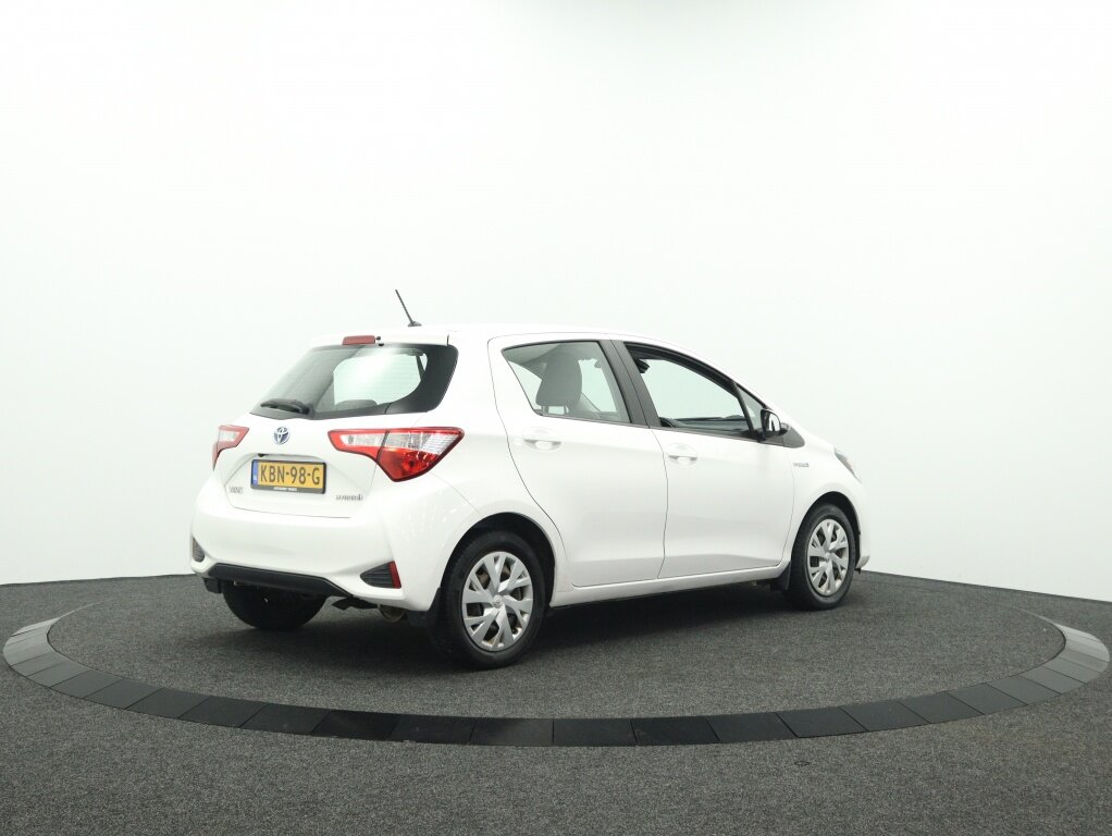 Toyota Yaris 1.5 Hybrid Active | Navigatie | Camera | Cruise control - Afbeelding 2